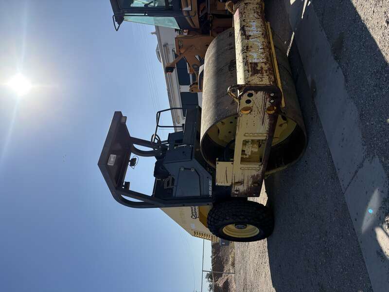 Compactador vibratorio BOMAG BW177D-4 localizado y entregado por DIMAPRO